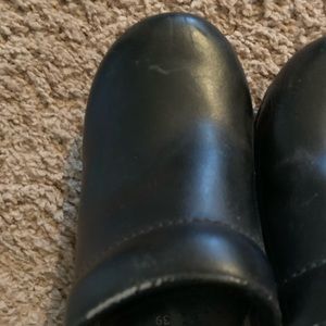 Plain black Dansko